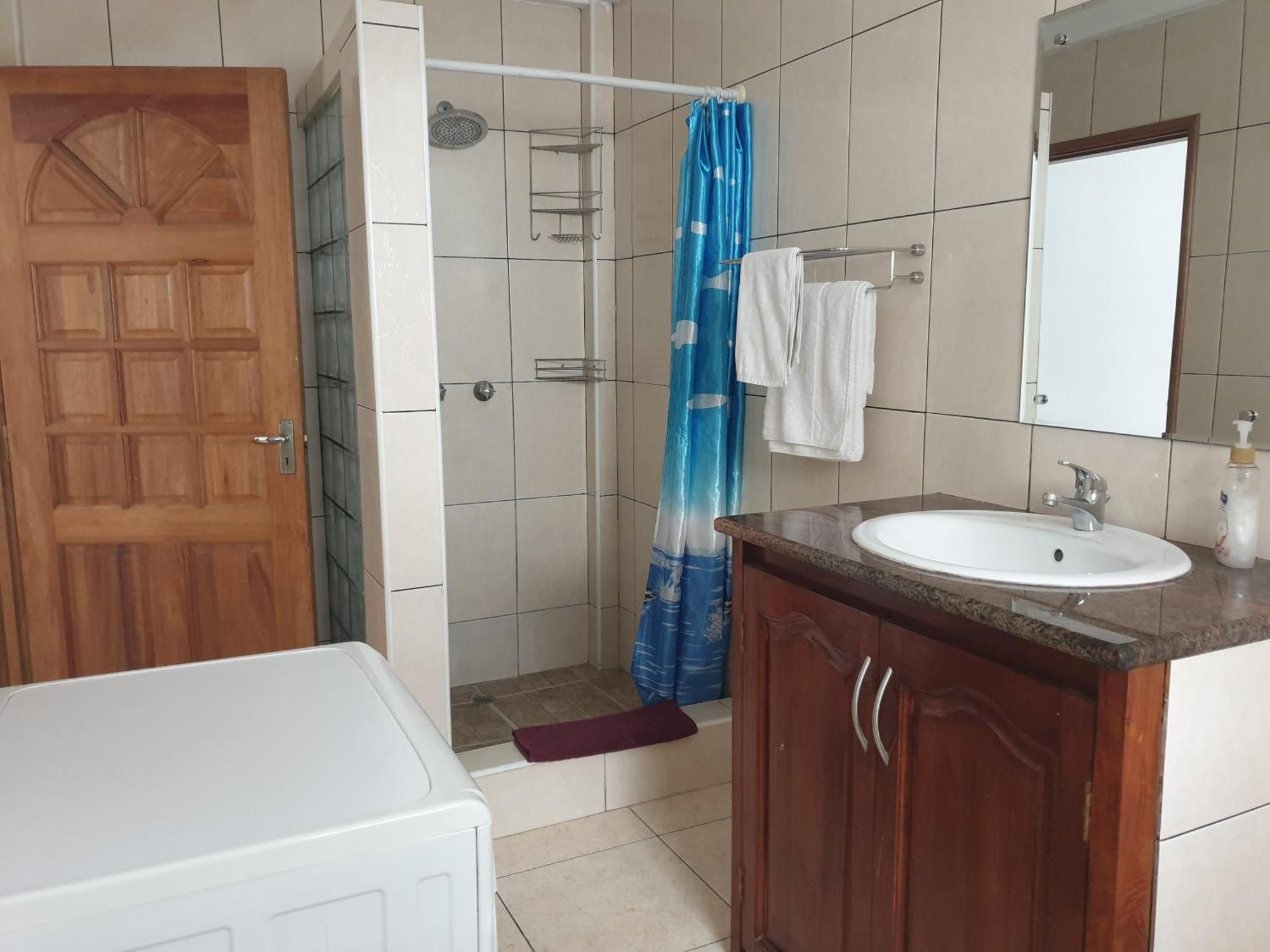 Palmont Commercial Self-catering - Apartament