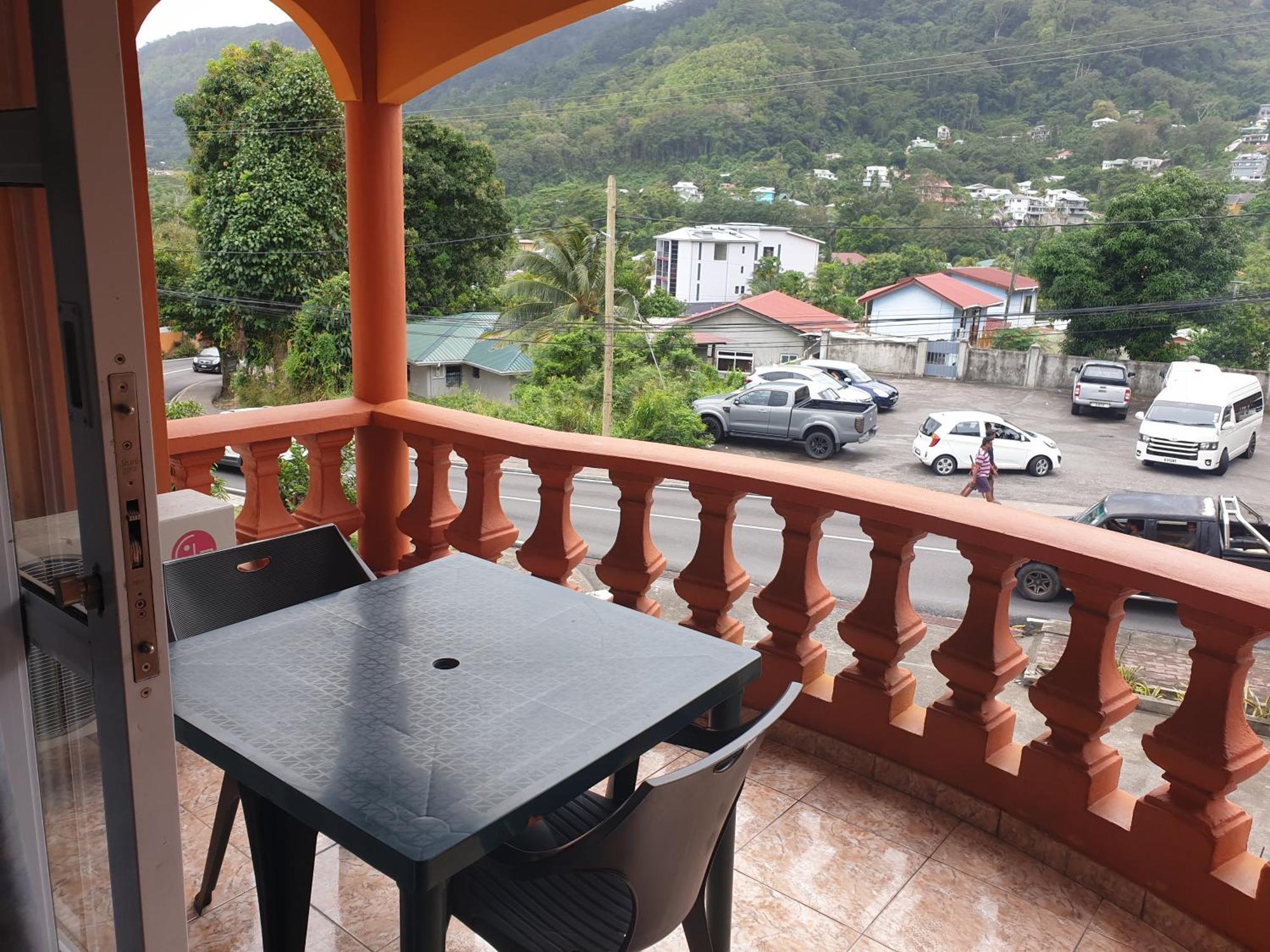 Palmont Commercial Self-catering - *